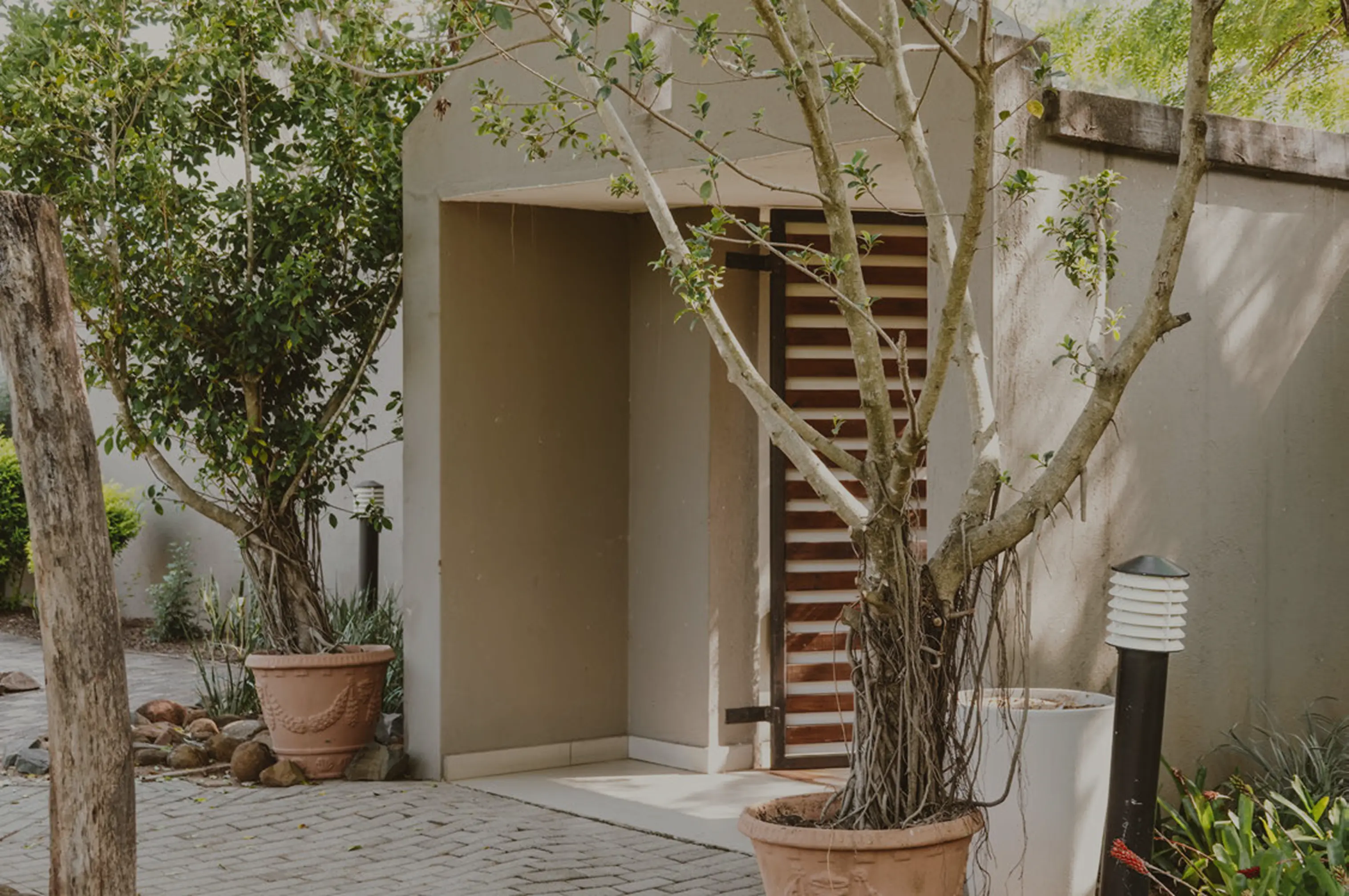 Picture of the entrance to Pause Spa at the Sanbonani Resort